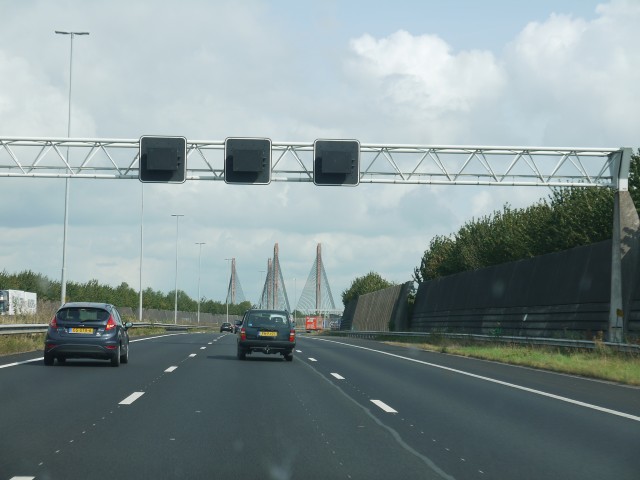P1040506