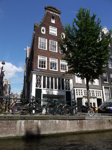 P1040945